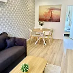 Appartement moderne à Paris Nation